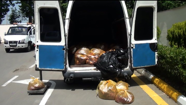 Azərbaycanda ŞOK HADİSƏ: İnsanlara ölü at ətini belə satırlar