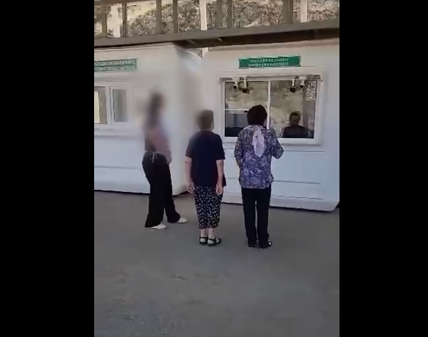 Qarabağın erməni sakinləri Laçın postundan Ermənistana maneəsiz keçirlər - VİDEO