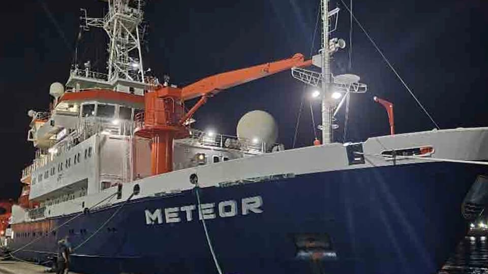 Siciliya boğazında 3 yeni sualtı vulkan tapılıb