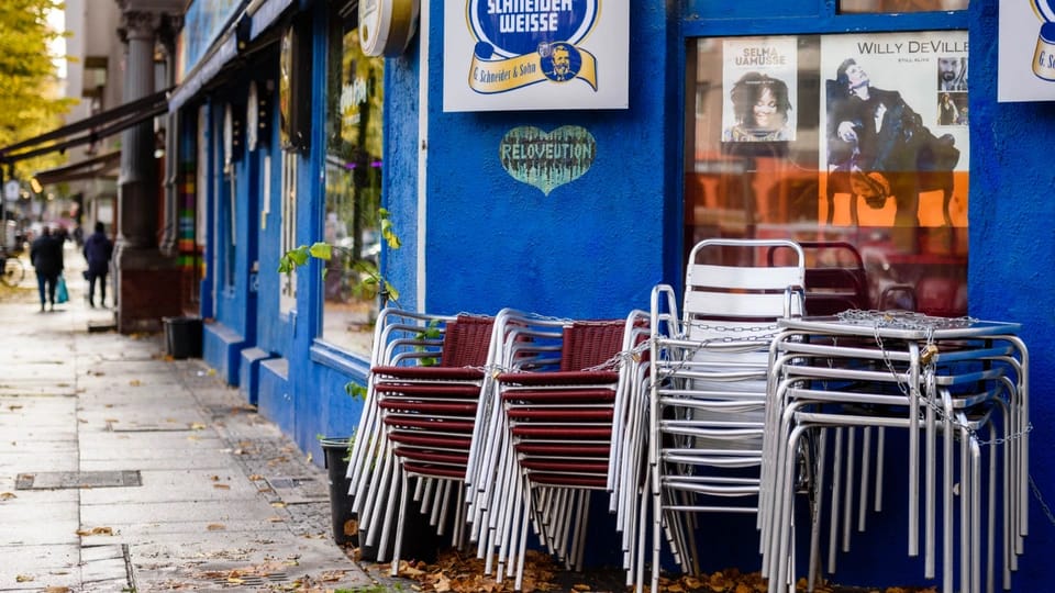 Almaniyada 12 mindən çox restoranın bağlanmasına səbəb ola biləcək qərar verilib