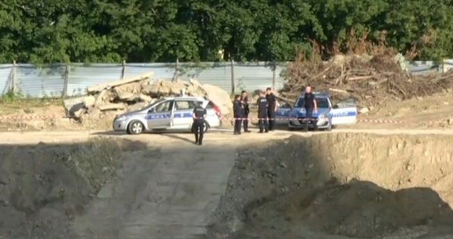 Polşada bomba xəbərdarlığı: 14 min insan təxliyə EDİLİB