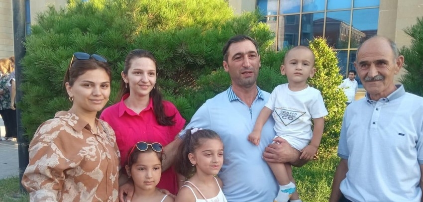 Daha bir neçə ailə Zəngilanın Ağalı kəndinə yola salınıb - FOTO