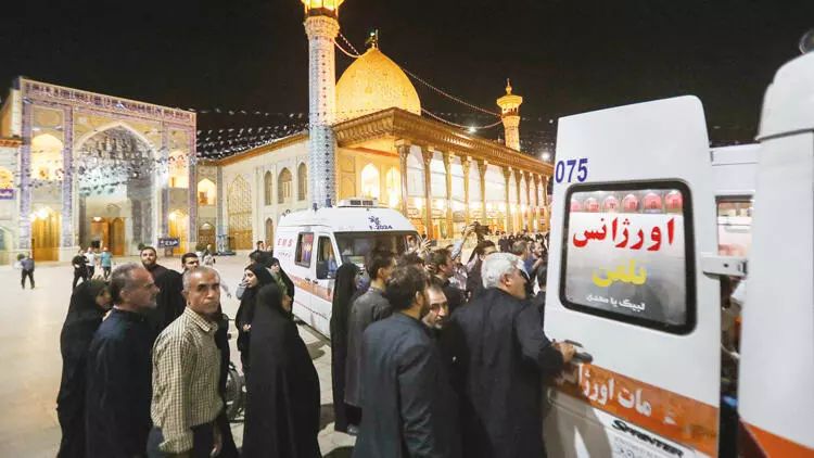 İranda Şah Cərəq ziyarətgahına hücum edilib