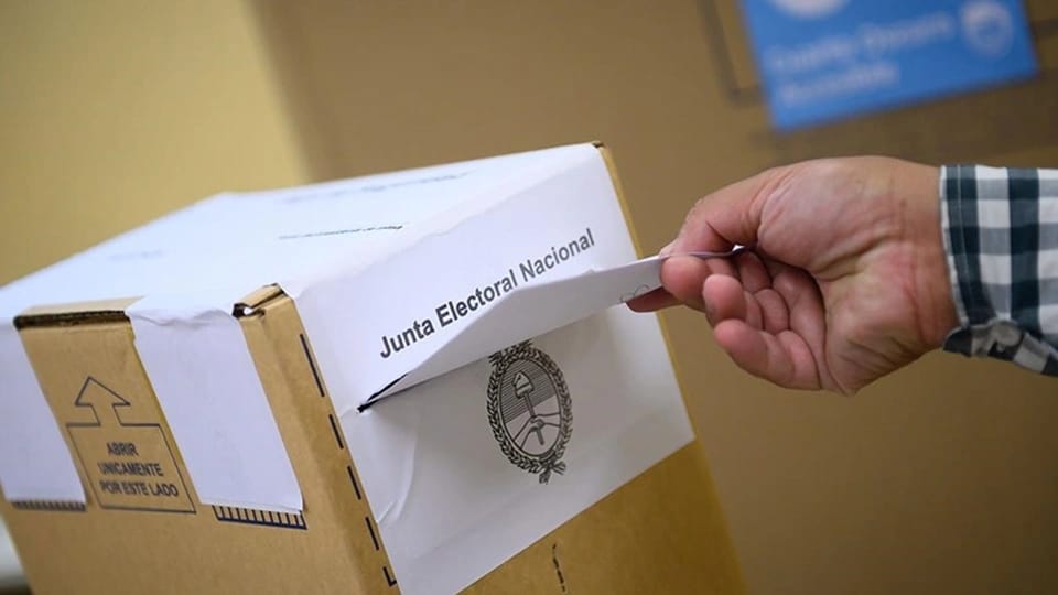 Argentinada keçirilən ilkin seçkilərdə sağçı Milei qalib gəlib