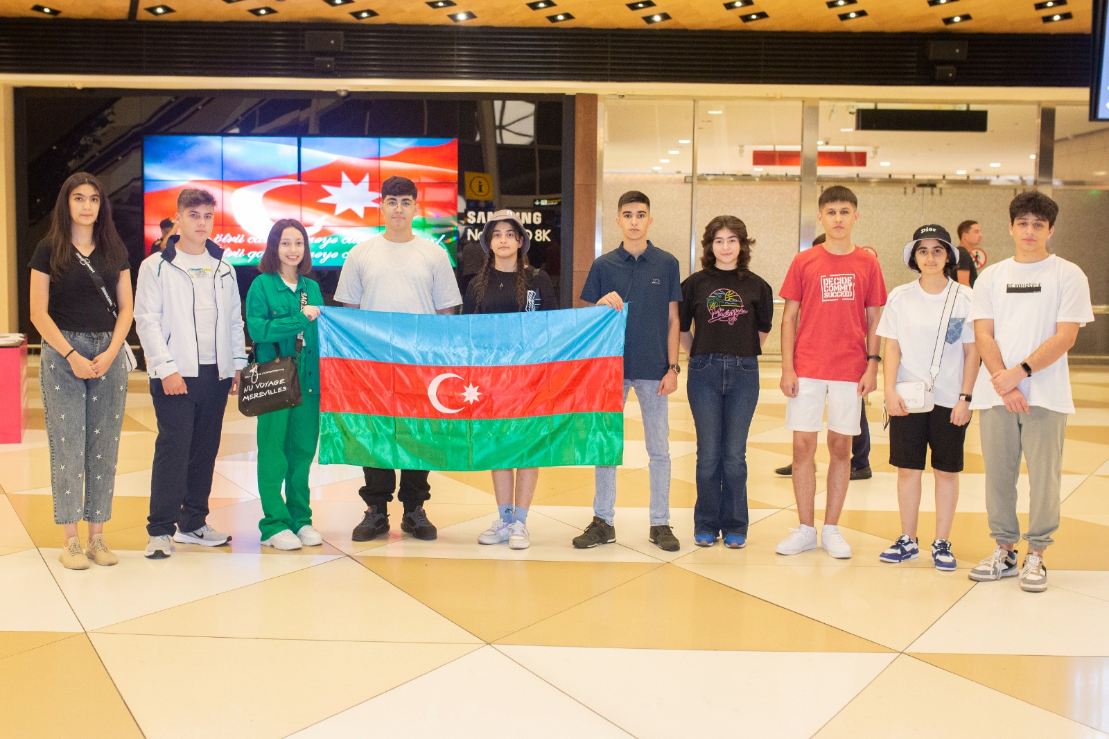 “YAŞAT” Fondu şəhid övladları üçün Avropada ilk dəfə yay məktəbi təşkil edib