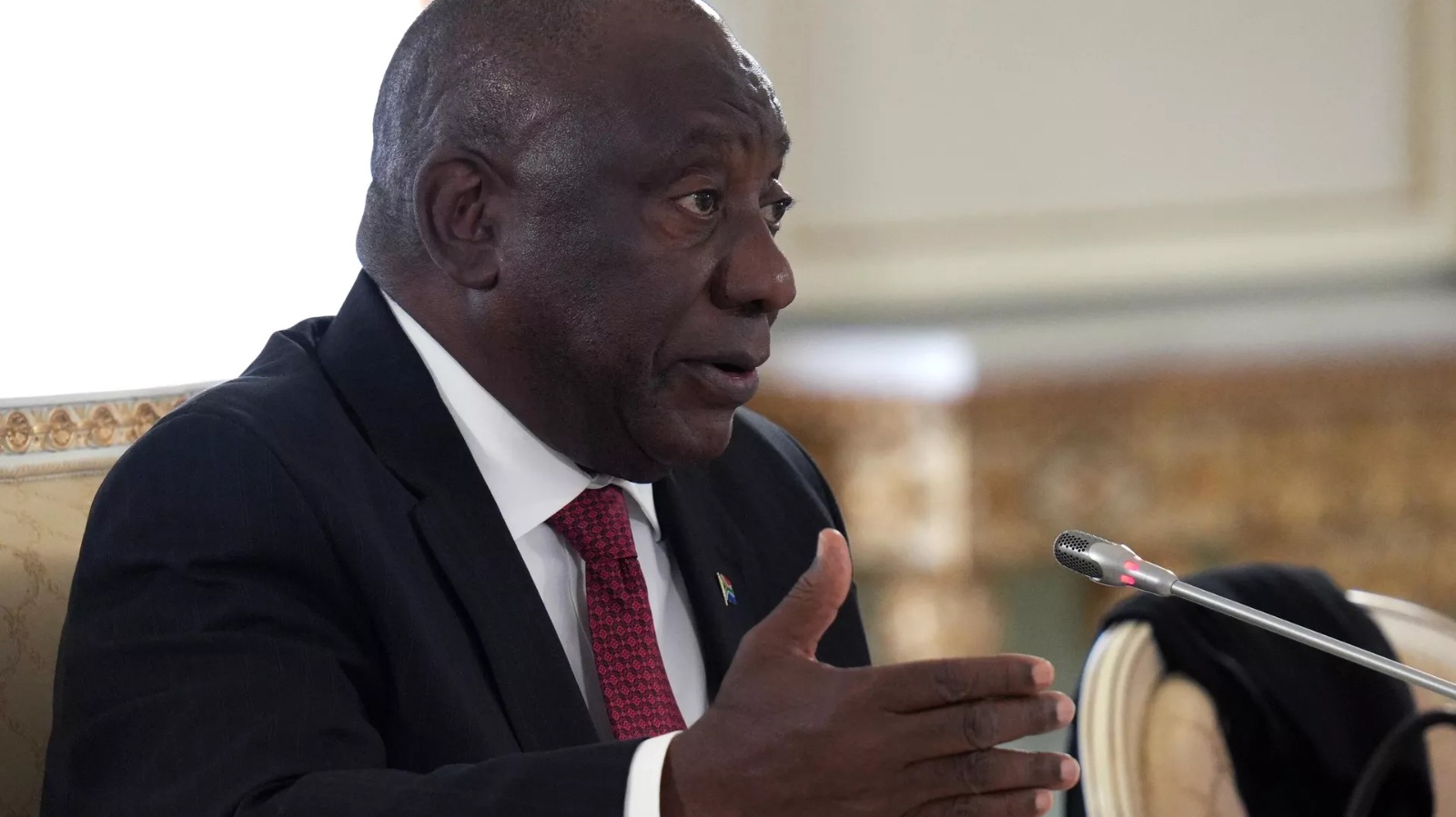 Cənubi Afrika lideri: “BRICS-dən ən azı 5 milyard dollar aldıq”