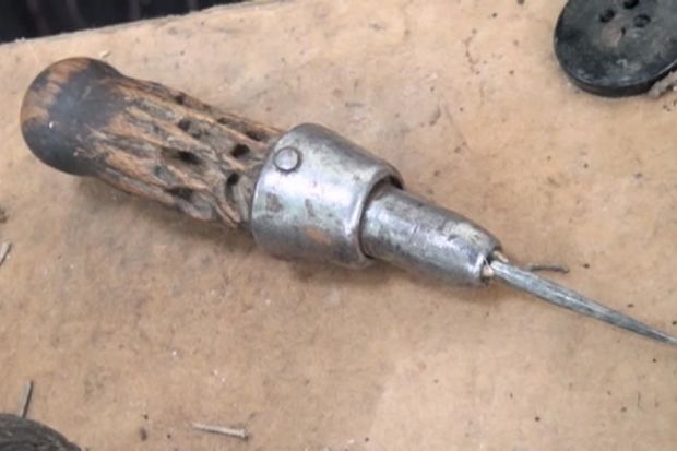 Ağstafa sakini qonşusuna bizlə xəsarət yetirib