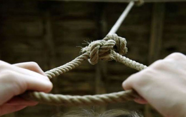 20 yaşlı qız çardaqda intihar etdi