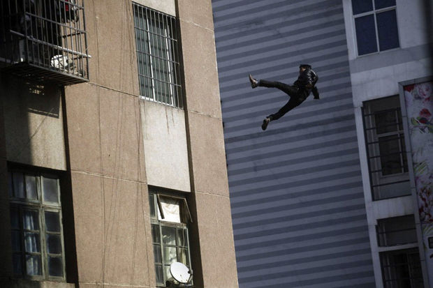 Gəncədə 23 yaşlı oğlan intihar etdi