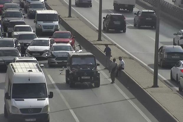 Bakıda qəza olub, yollarda sıxlıq yaranıb
