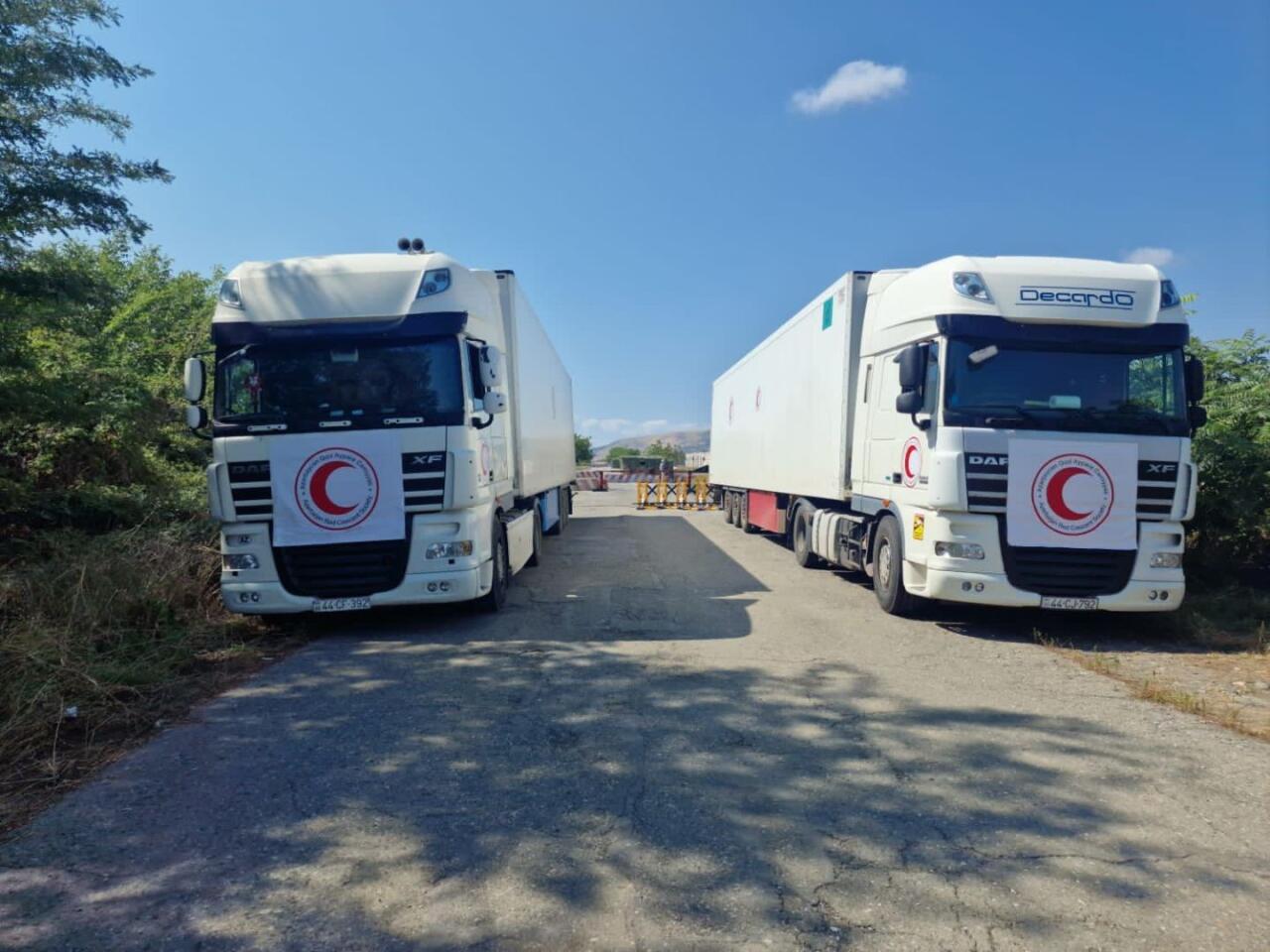 40 ton un yüklü karvan 7 gündür Ağdam-Xankəndi yolunda gözləyir - FOTO