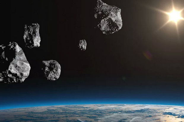 Yerə beş asteroid yaxınlaşır - FOTO
