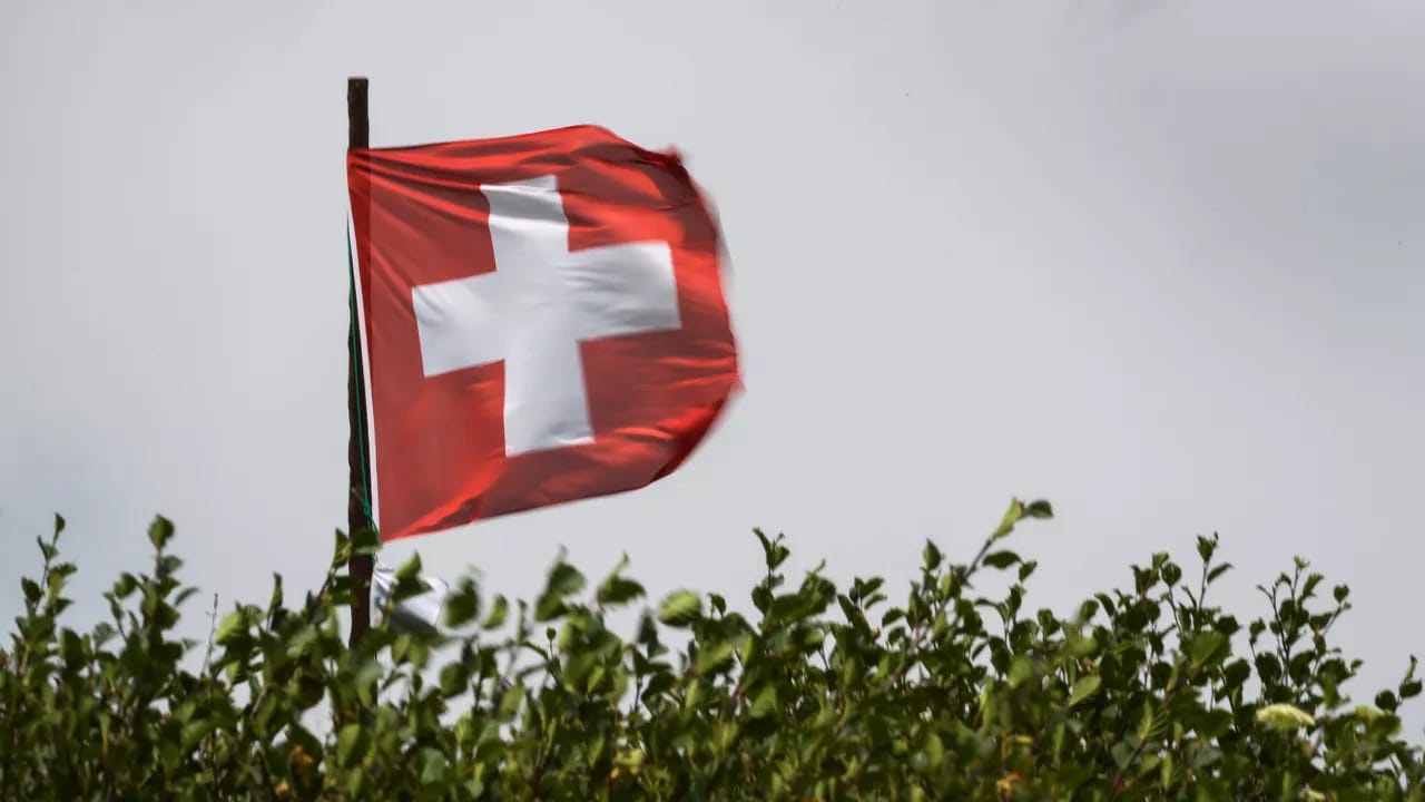 İsveçrə Müdafiə Nazirliyi Ukrayna əsgərlərinə təlim keçdiyini təsdiqlədi