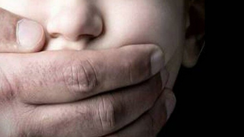 Bakıda film kimi olay: Azyaşlını oğurlayıb atasından 200 min tələb etdilər