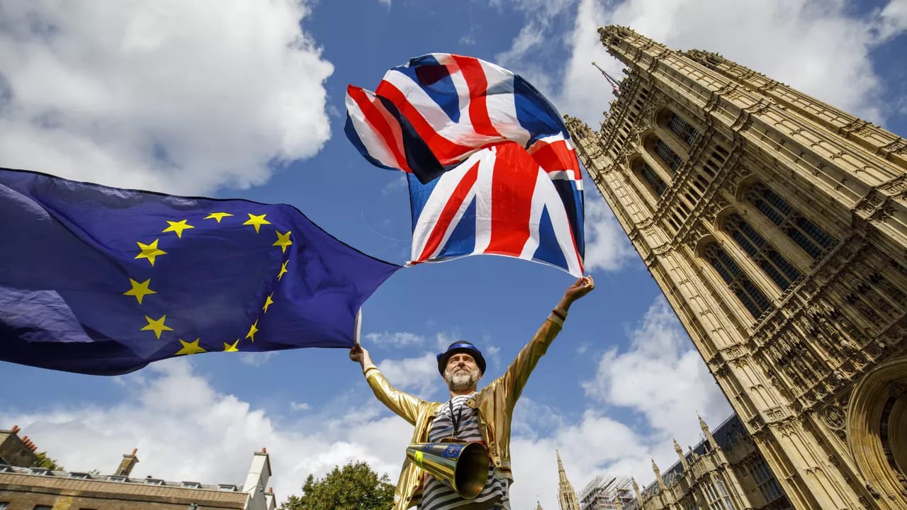 İngiltərə Aİ proqramlarına yenidən qoşulmağa qərar verdi