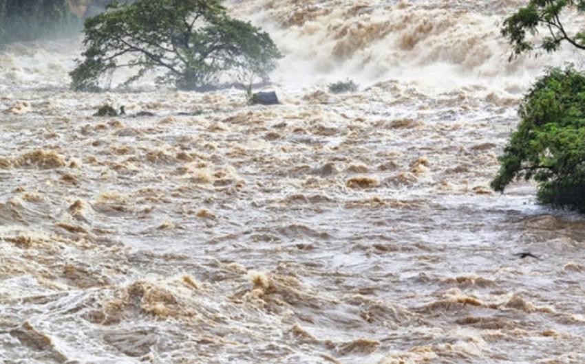 Göygölə 8 mm-lik dolu düşüb, bəzi çaylardan sel keçib - FAKTİKİ HAVA