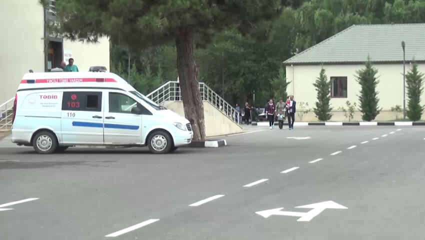 Yeni doğulmuş körpə küçəyə atıldı - VİDEO