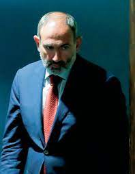 Paşinyanın partiyası seçicilərin böyük hissəsini itirərək, 