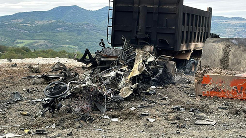 Mina partlayışlarının baş verdiyi yerdən dəhşətli fotolar