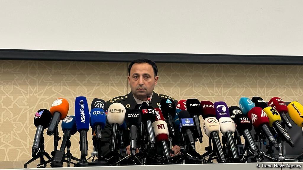 Müdafiə Nazirliyi Qarabağda lokal antiterror tədbirlərinin davam etdirilməsi ilə bağlı brifinq keçirir