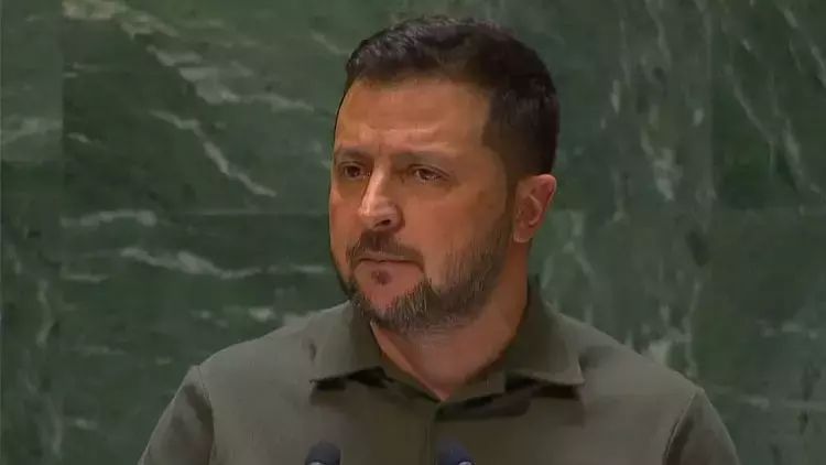 Zelenski: Rusiya ərzaqdan silah kimi istifadə edir