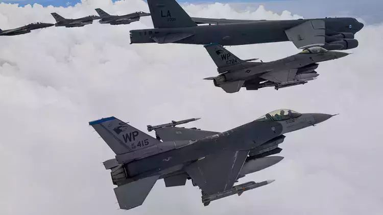 Cənubi Koreyaya məxsus döyüş təyyarəsi uçuş zamanı qəzaya uğrayıb