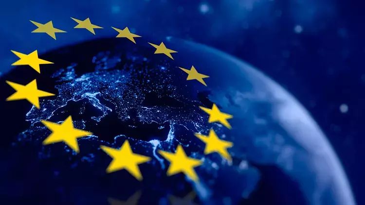 Ukraynaya 1,5 milyard avro yardım edilib