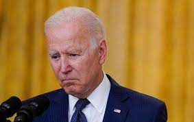 Amerika liderinin evinə Çindən 250 min dollarlıq iki çek göndərilib