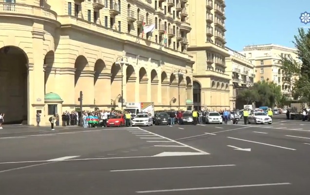 Vətən Müharibəsi şəhidlərinin xatirəsi bütün ölkə ərazisində bir dəqiqəlik sükutla yad edilib