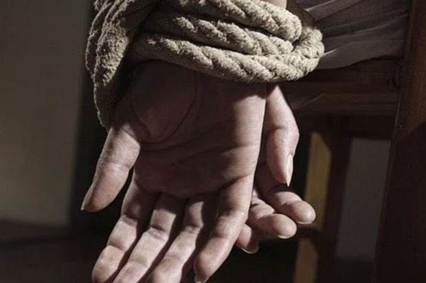 Şərur sakininin əl-qolunu bağlayaraq ləyaqətini alçaldan şəxslər saxlanılıblar