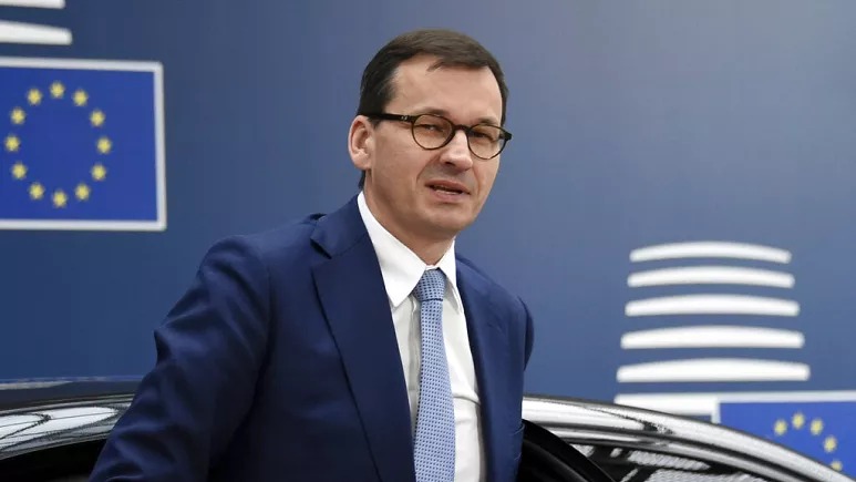 Polşa miqrasiya ilə bağlı vetosunu davam etdirəcək