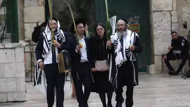 Kilsəyə tüpürən fanatik yəhudilər saxlanılıb