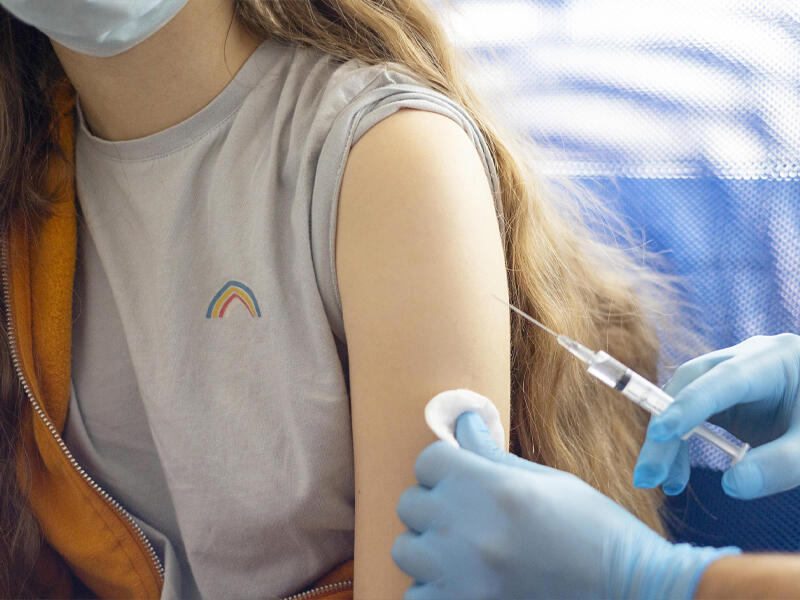 Ölkədə sürətlə yayılan virus dalğası - Peyvəndlər vurulacaq