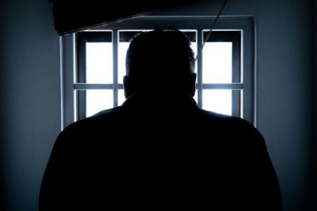 Dostu ilə birləşib əmisini qətlə yetirən şəxslə bağlı QƏRAR