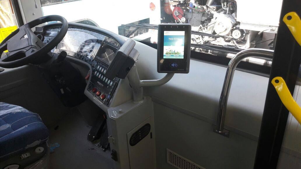 Naxçıvanda ictimai nəqliyyat nağdsız ödənişə keçir