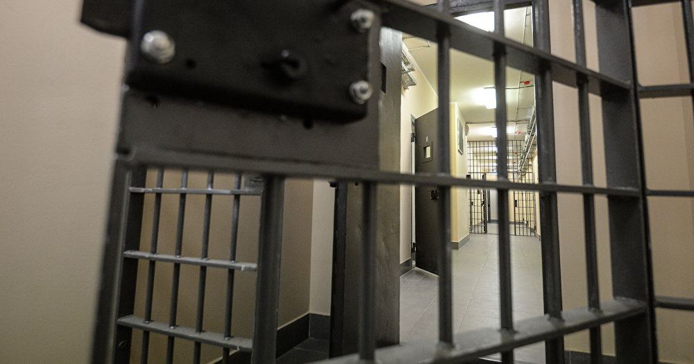 Bakıda axtarışda olan şəxs təcridxananın qarşısında saxlanıldı