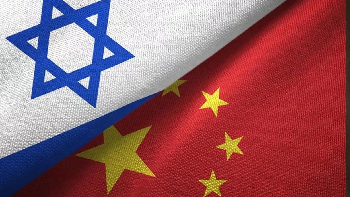 İsrailin Pekindəki səfirliyinin əməkdaşı bıçaqlanıb