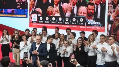 Polşada parlament seçkilərində müxalifət koalisiyası qalib gəldi