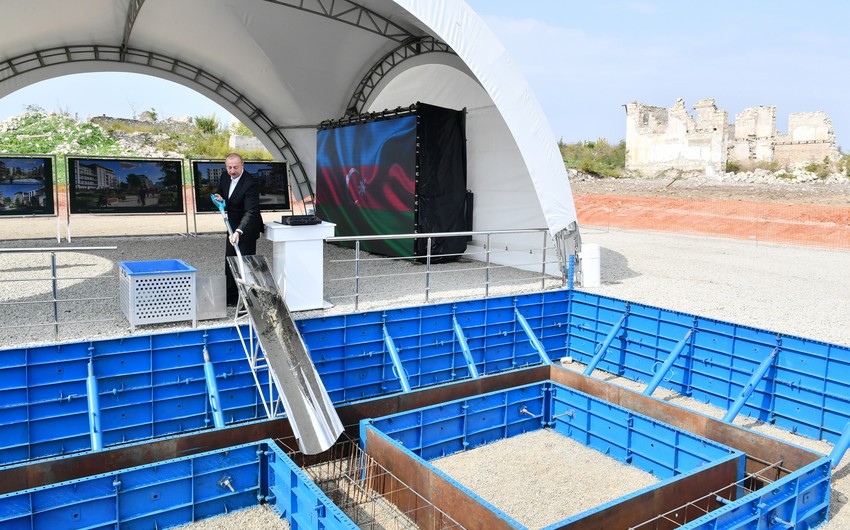 Prezident Füzuli şəhərində üçüncü yaşayış kompleksinin təməlini qoyub