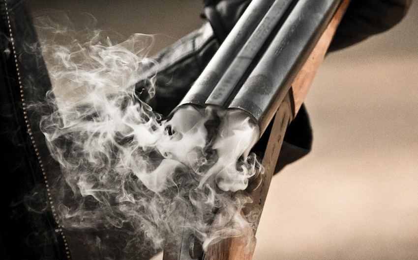 Bakıda 52 yaşlı kişi ov tüfəngi ilə öldürülüb