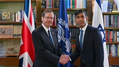 İsrail prezidenti BBC-ni İngiltərənin baş nazirinə şikayət edib