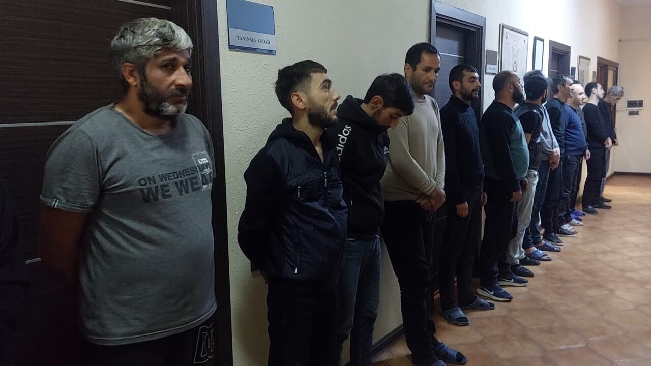 Gəncədə ƏMƏLİYYAT: 74 nəfər saxlanıldı