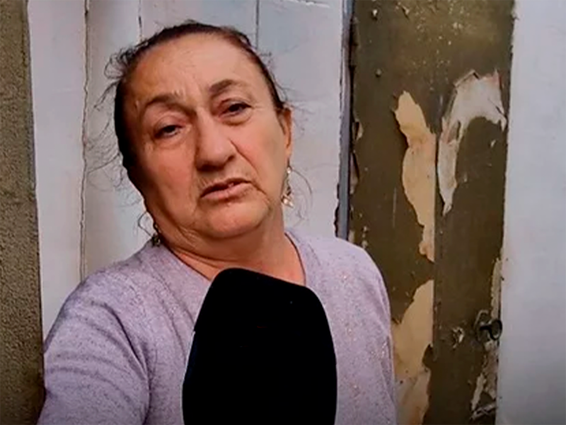 Sumqayıtda evə silahlı hücum edən şəxsin anası DANIŞDI - VİDEO