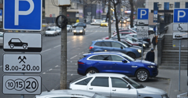 Aqil Ələsgər: Bakıda parking xaosuna son qoyulmalıdır