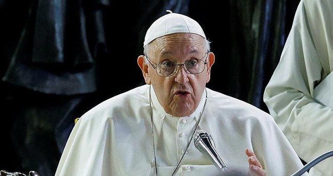 Papa İsrail-Fələstin probleminin iki tərəfli həllinə çağırıb