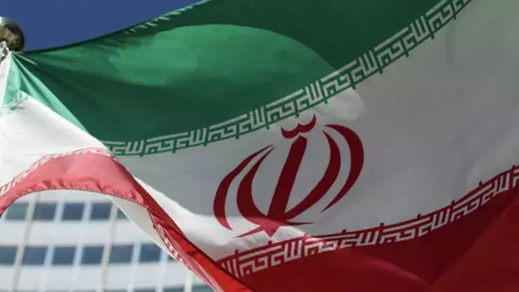 İranda güclü yanğın baş verib: 32 ÖLÜ