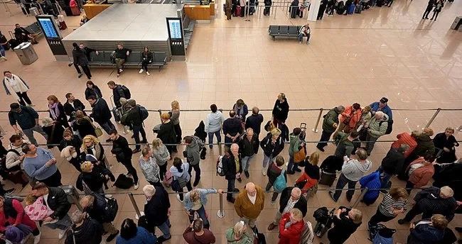 Girov böhranının yaşandığı Hamburq hava limanında uçuşlar normallaşıb