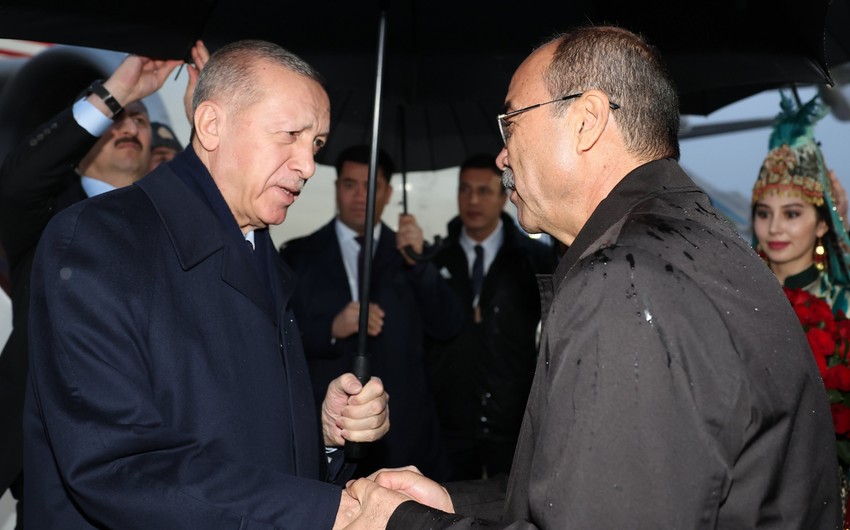 Ərdoğan Özbəkistanda səfərdədir