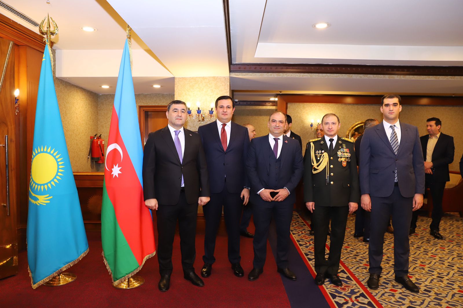 Qazaxıstanda Zəfər Günü münasibətilə möhtəşəm tədbir keçirildi - FOTOLAR