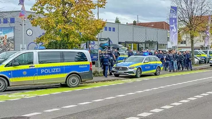 15 yaşlı oğlan sinif yoldaşını başından güllələyib